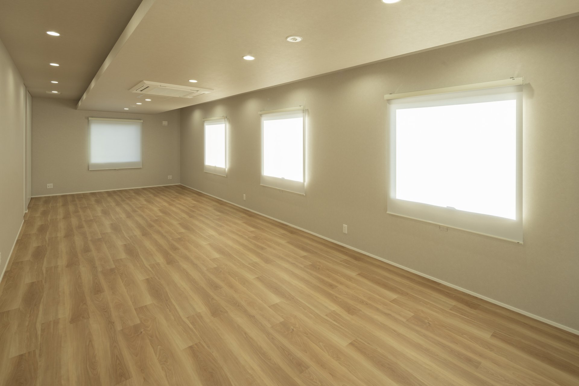 オフィス新築 - オフィスルーム